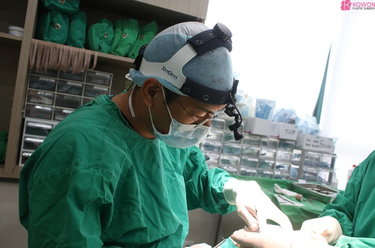 Q. 강남 남자 코성형 단순 트러블인지? 코염증 재수술 고민 해결 사진 5