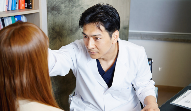 Q. 남자코성형전후로 달라지는 입체감, 남자 코 성형수술로 가능한 변화 알아보기