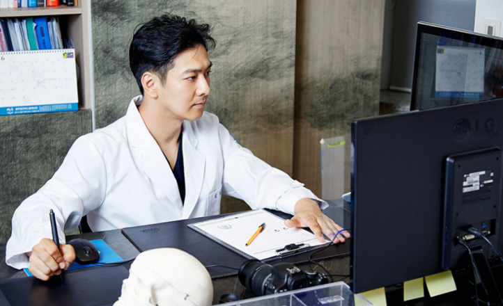 Q. 웃을때 화살코 수술 필요한데, 퍼진코수술 정보가 궁금해요 사진 3