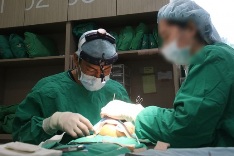 자가늑연골코수술 자연스러울까요? 처진 코끝과 미간 라인까지 정리한 과정 사진 9