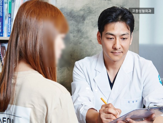 코끝연골재배치로 얼굴 중심 입체감을 살린 자려한 코라인 사례 사진 5