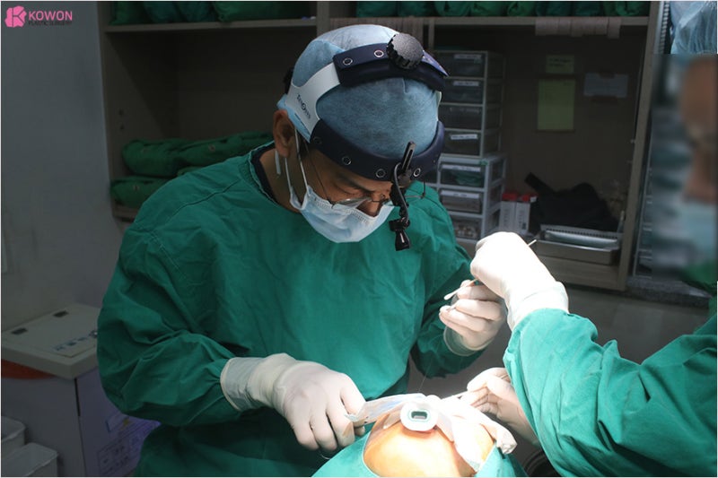 논현역성형외과 코필러녹이는주사 맞고 예쁜코수술 사진 3