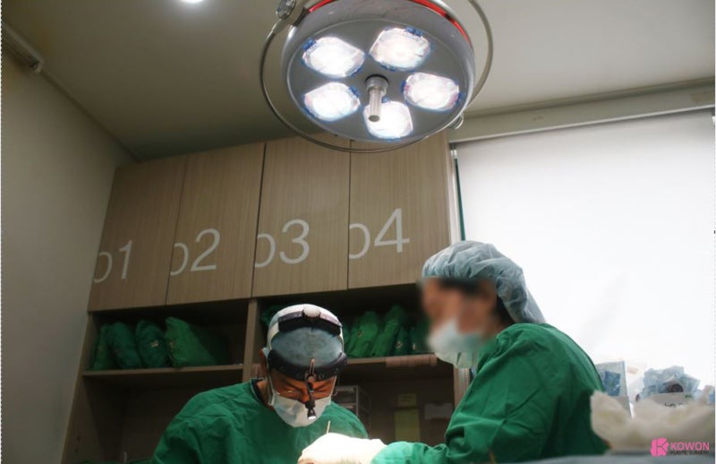 서울강남성형외과 돼지코 수술로 여성스러운코 되기 사진 7