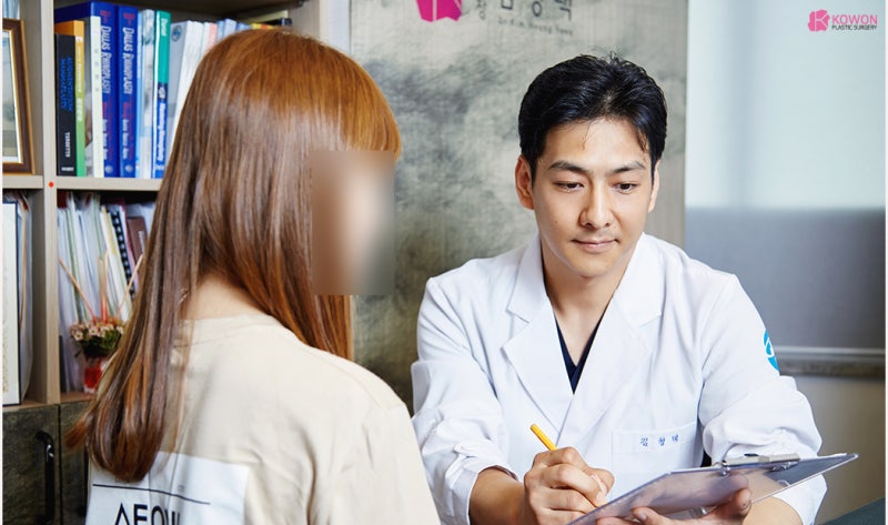 압구정코수술 여자 짧은 콧대 들창코성형 사례