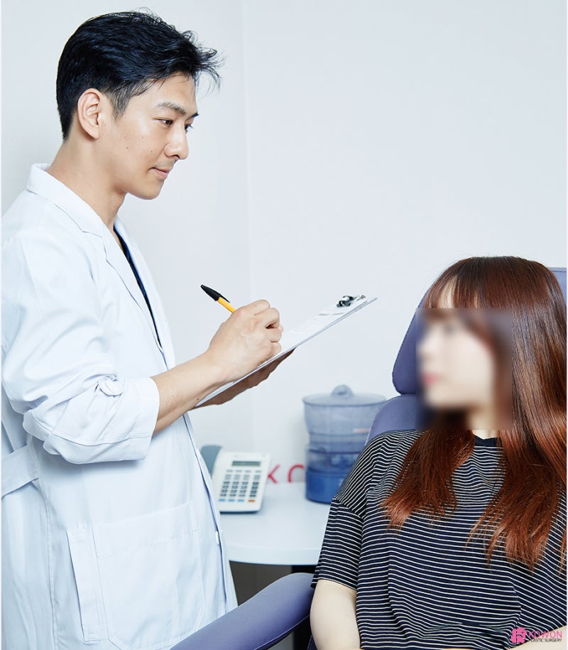 코성형전문의 낮고 작은 코 비중격만곡증 수술 후기