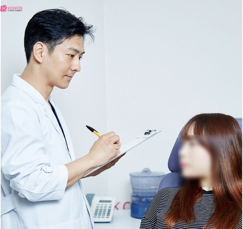 코수술성형외과 비절개콧볼축소 여성스러운 느낌