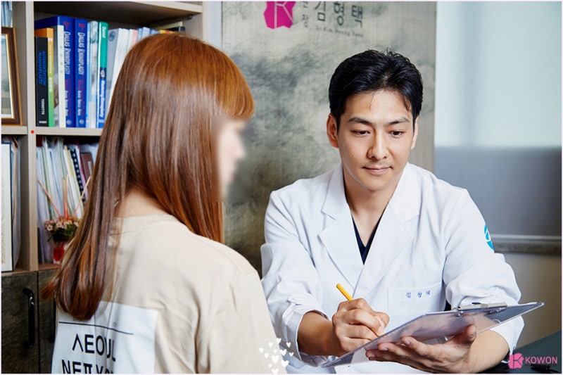 강남성형외과유명한곳 콧구멍비대칭수술 실리콘 연골