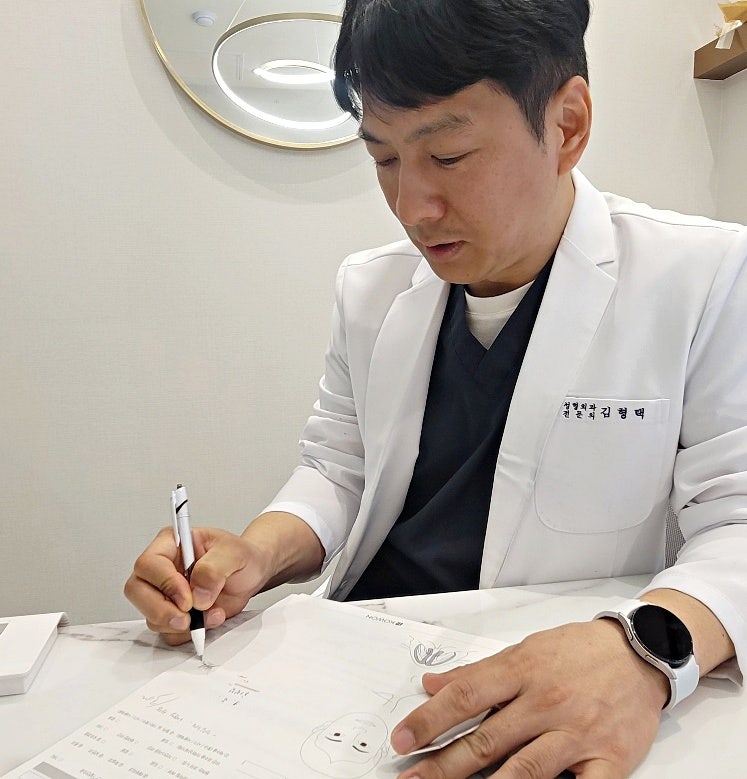 강남코재수술, 코모양 변화가 신경 쓰이기 시작했다면 사진 8